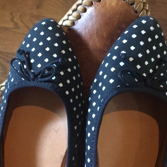 Gap black with white polka dots-  flats size 8 - Picture 2 of 5